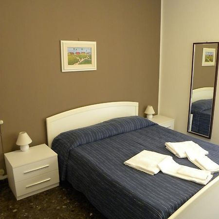 Albergo La Neigra เซสตรี เลวานเต ภายนอก รูปภาพ