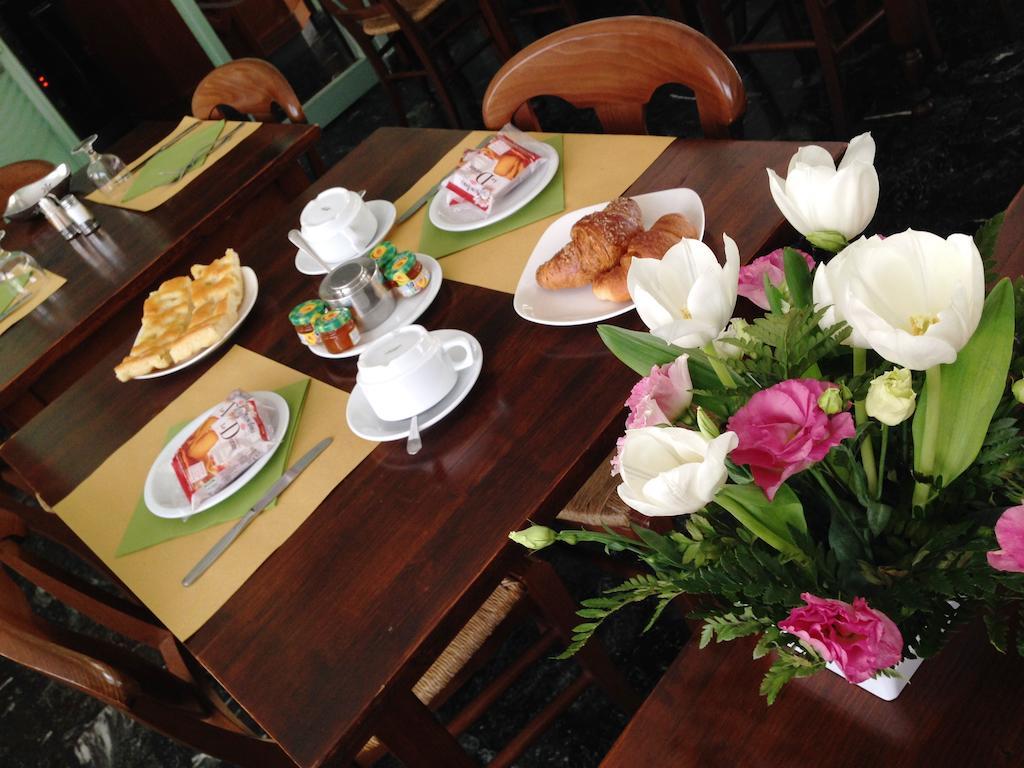 Albergo La Neigra เซสตรี เลวานเต ภายนอก รูปภาพ