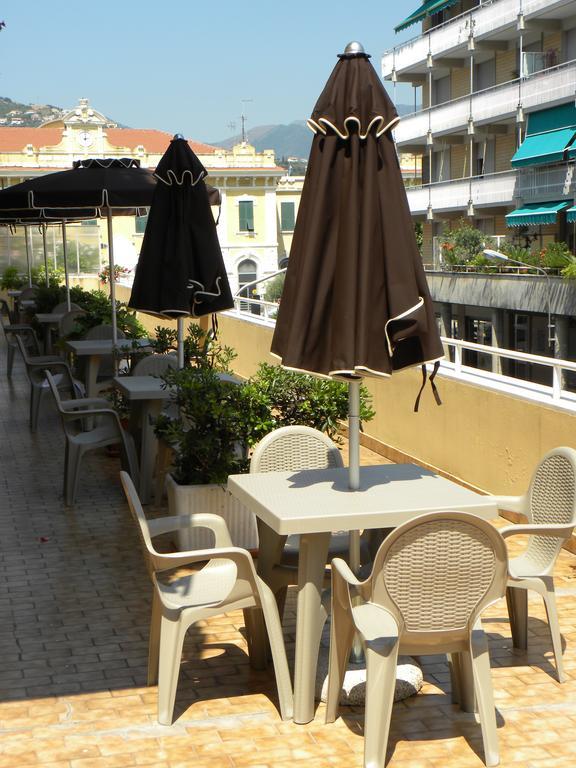 Albergo La Neigra เซสตรี เลวานเต ภายนอก รูปภาพ